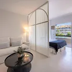 In Private Urbanization Next To The Sea Apartment Marbella
