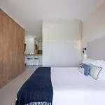 In Private Urbanization Next To The Sea Apartment *