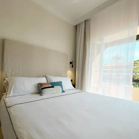 In Private Urbanization Next To The Sea * Marbella
