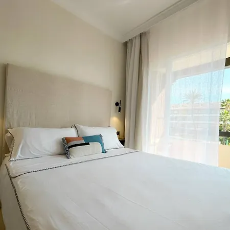 In Private Urbanization Next To The Sea * מארבלה