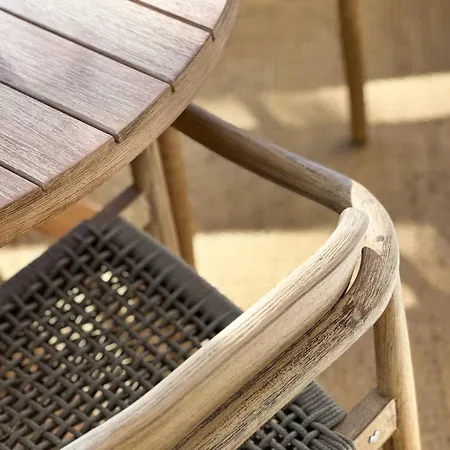 In Private Urbanization Next To The Sea