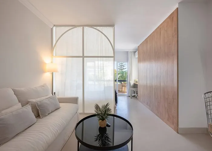 In Private Urbanization Next To The Sea