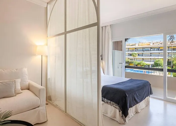 In Private Urbanization Next To The Sea