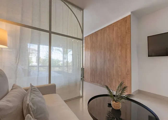 In Private Urbanization Next To The Sea