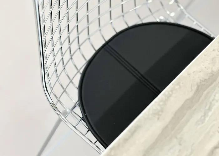 In Private Urbanization Next To The Sea *